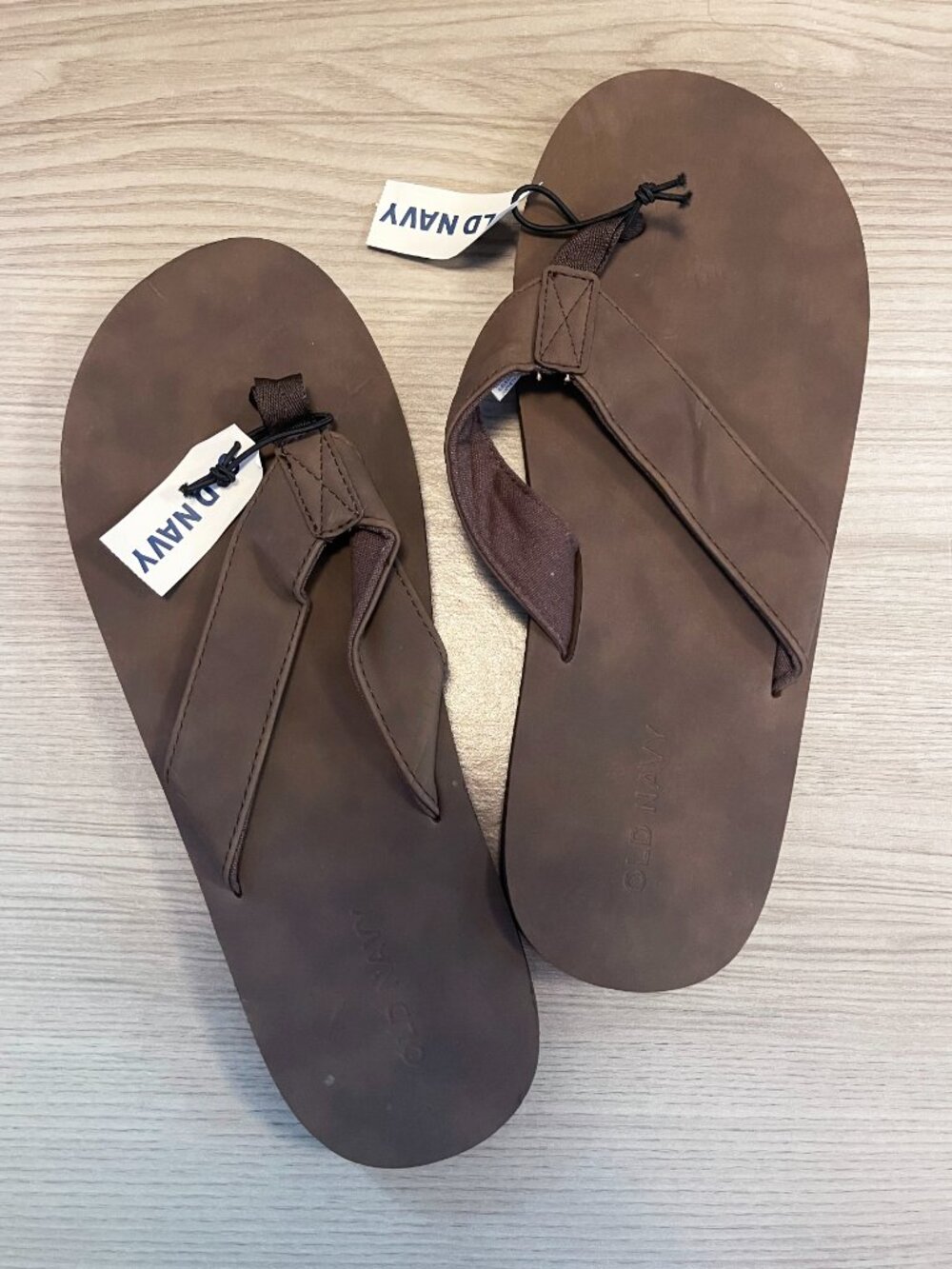 Old Navy Brown Flip Flop Sandals Men's Size 10-11 NWT Beach Casual